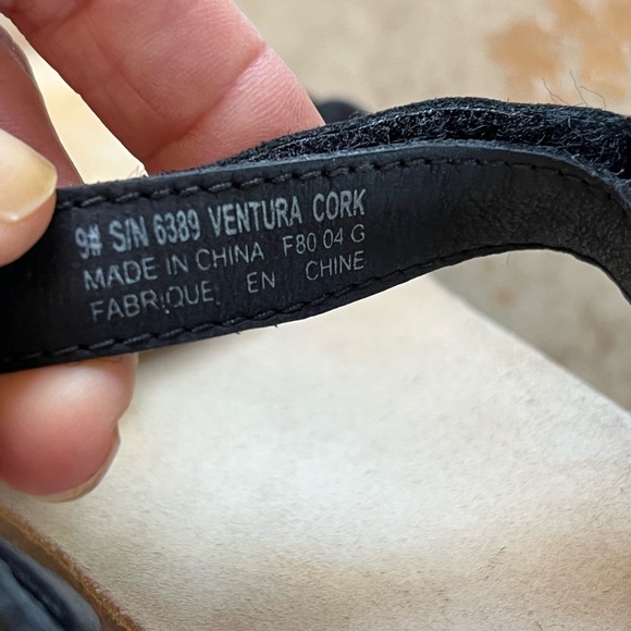 Teva Ventura Black Sandals Minimalist Strappy Design - Picture 8 of 8